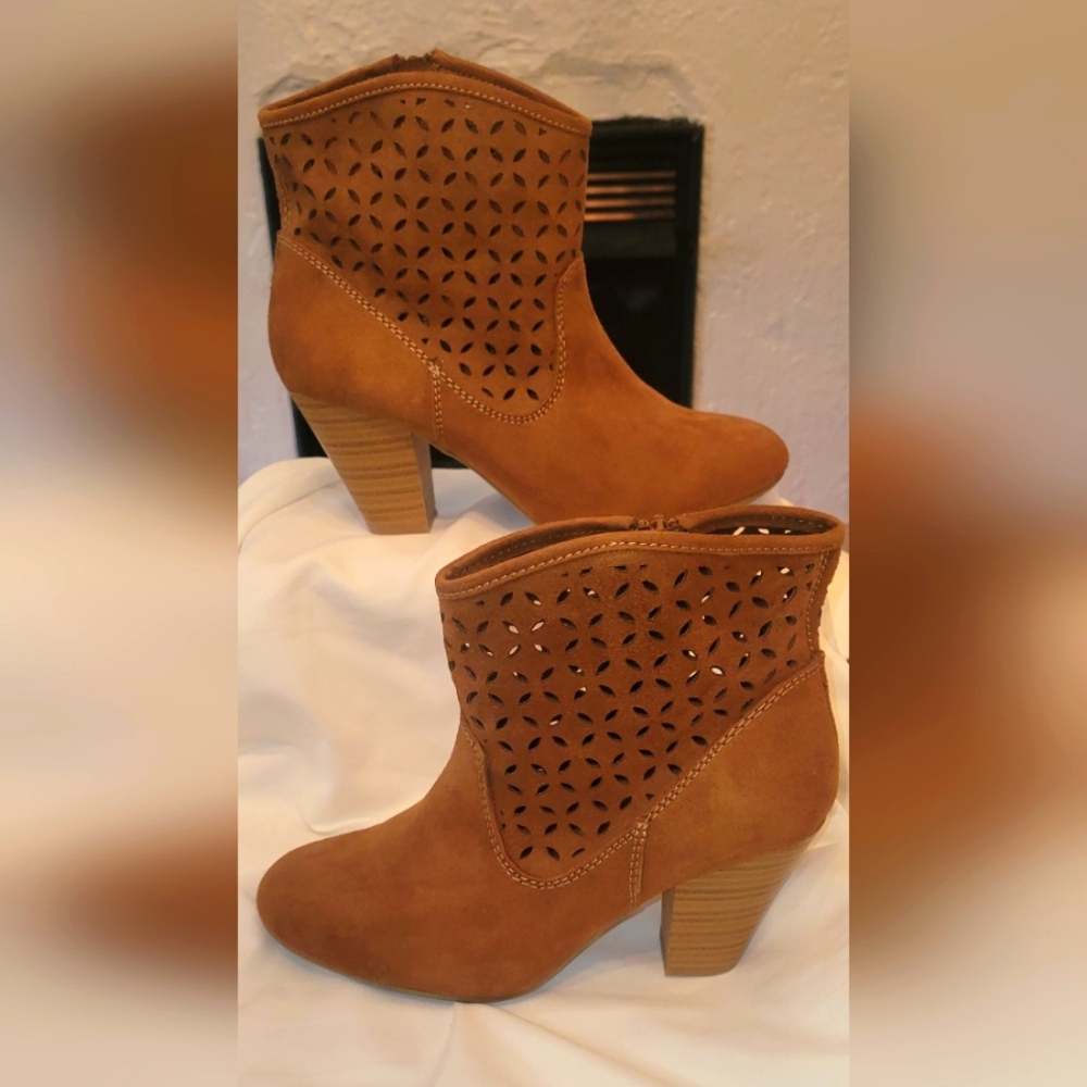 Cato Brown Vegan Suede Heeled Booties Size 7.5